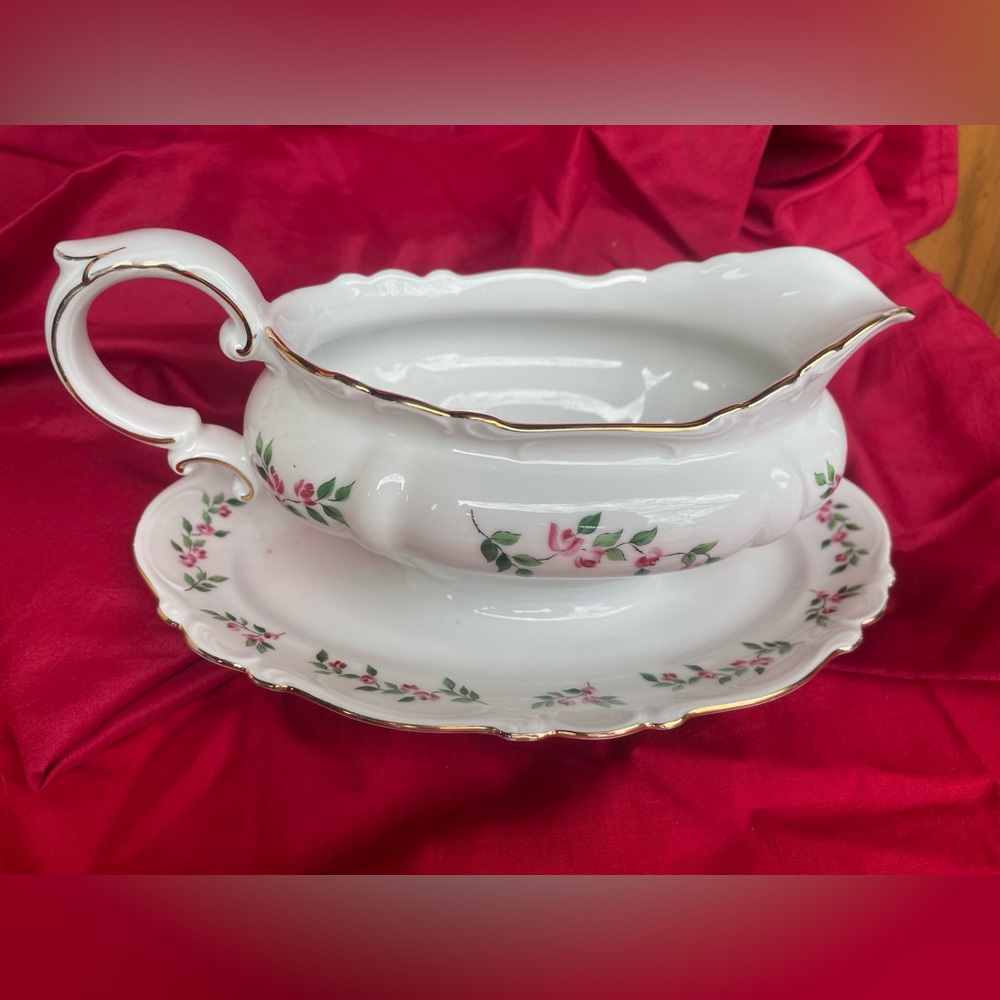 Crown Bavaria Germany Juliette Gravy Boat